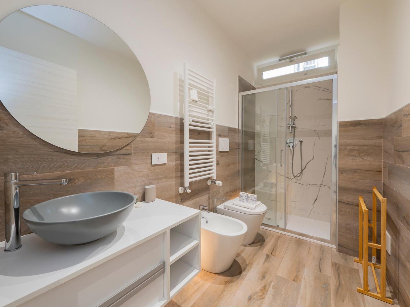 Ihost Luxury - Neg Roli 8 Mailand
